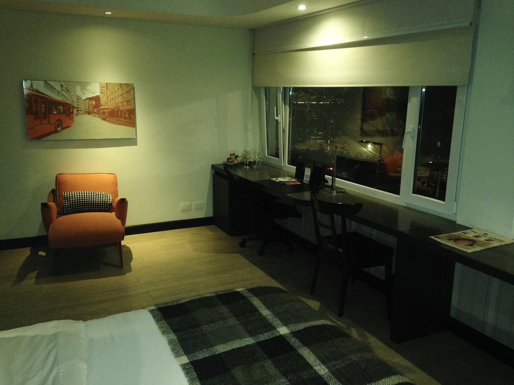 Casa Gaitan Cortes Hotel ボゴタ エクステリア 写真