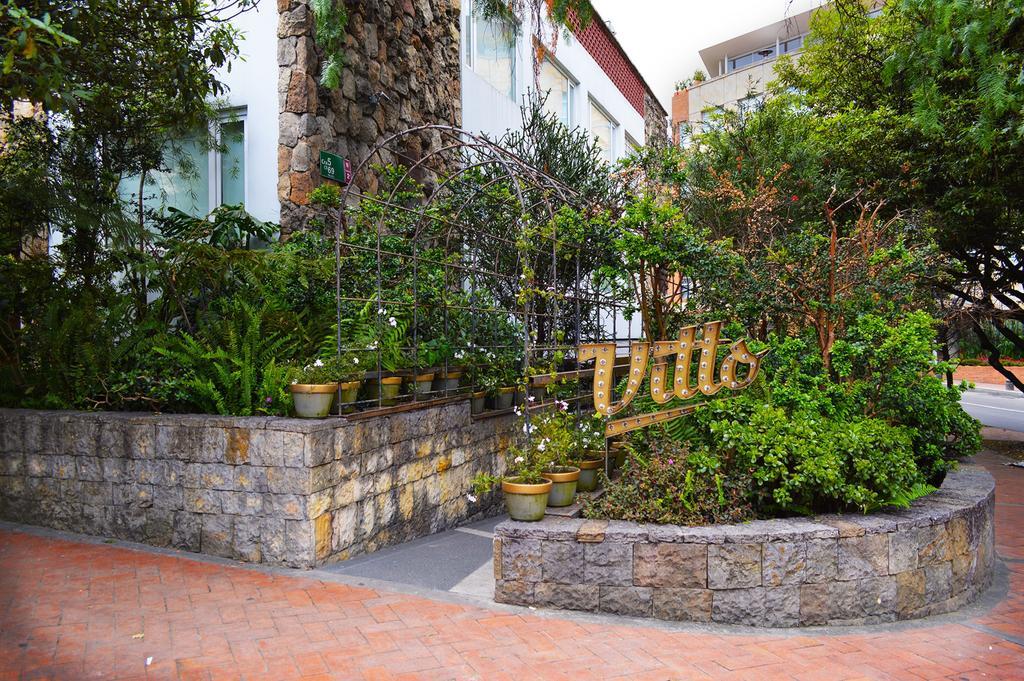 Casa Gaitan Cortes Hotel ボゴタ エクステリア 写真